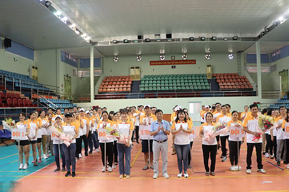 바리아붕따우성 복권회사의 흥미진진한 스포츠 축제 - 바리아신문