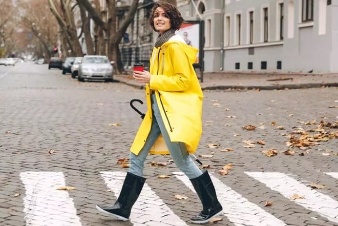 Fashion with beautiful rain boots for women