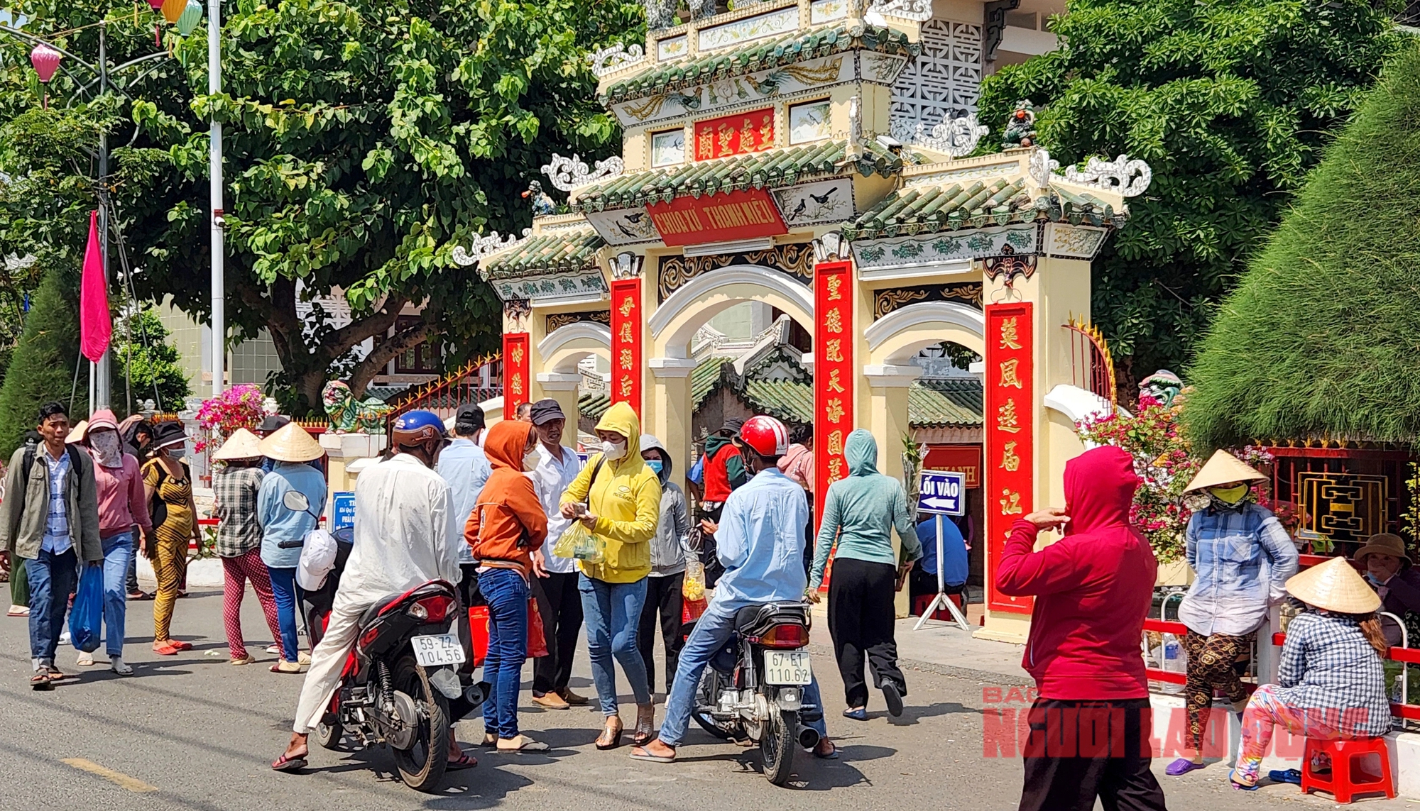 Bất ngờ với lượng khách đến An Giang du xuân- Ảnh 3.