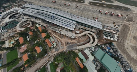 Le terminal T3 de l'aéroport de Tan Son Nhat est achevé à 83 % et opérationnel le 30 avril 2025