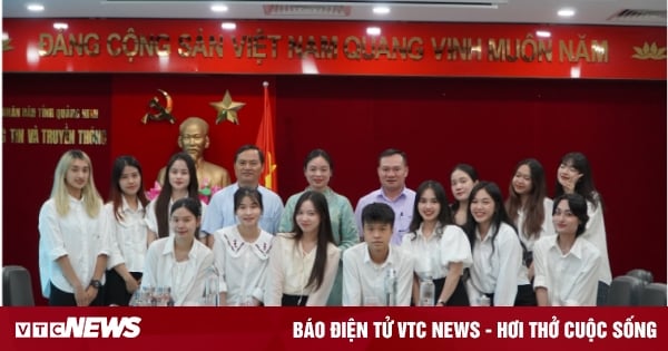 Sinh viên Học viện Báo chí và Tuyên truyền trải nghiệm thực tế tại Quảng Ninh