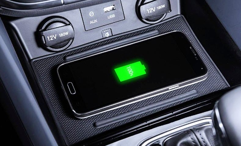 How dangerous is it to charge your phone in the car? Image 2