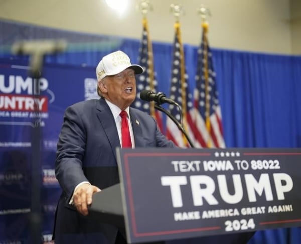 Le « coup de départ » dans l’Iowa, un test ou un « médicament » pour booster l’énergie de Donald Trump ?