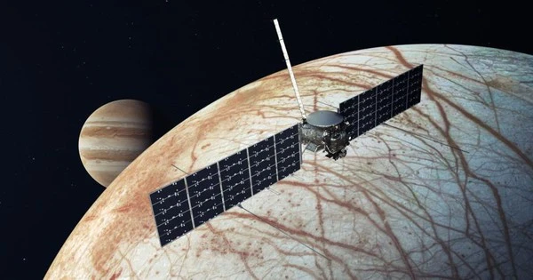 Last chance to send name to Jupiter's moon