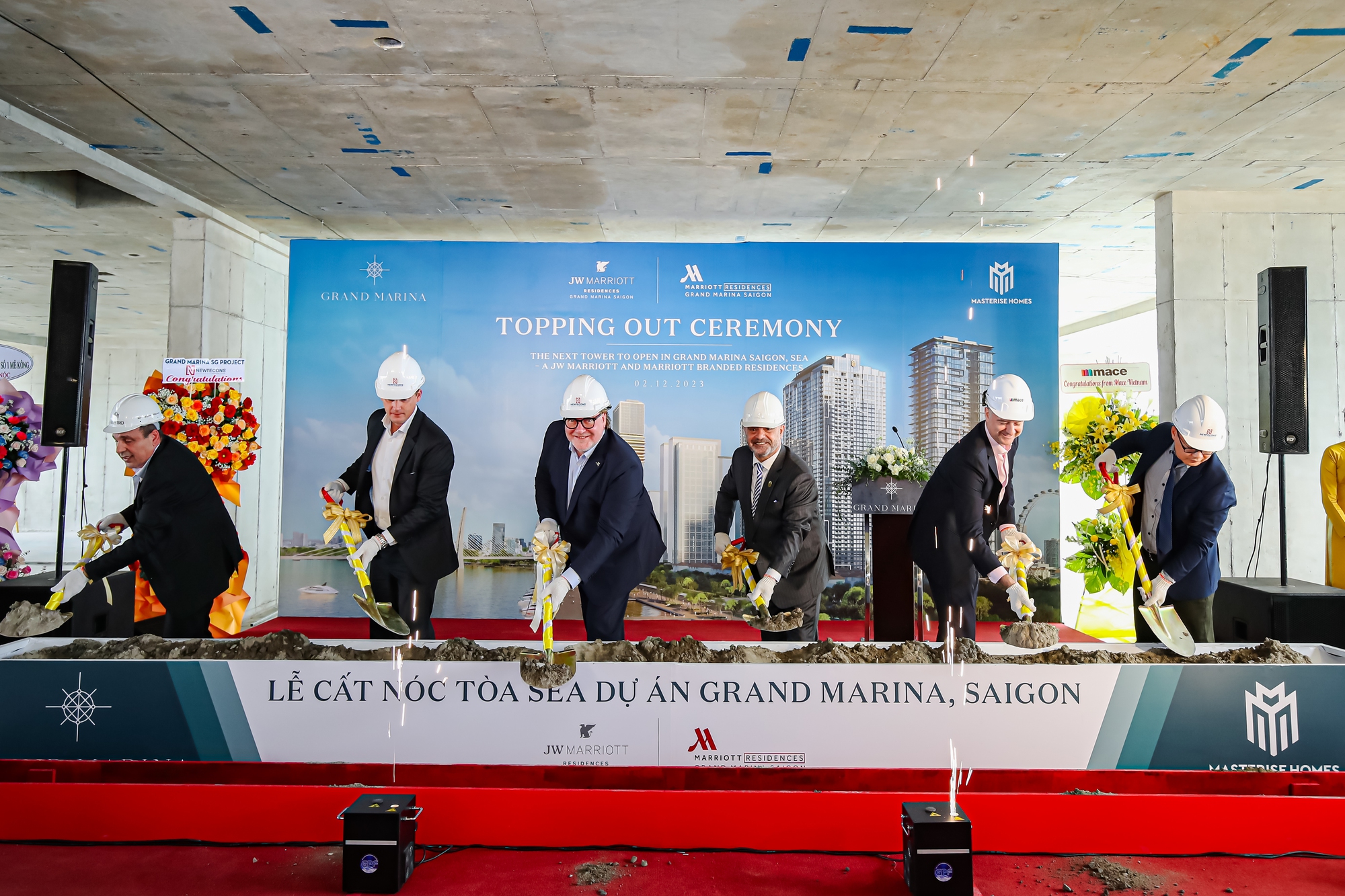 Grand Marina, Saigon cất nóc tòa Sea bao gồm khu căn hộ hàng hiệu Marriott và Jw Marriott- Ảnh 1.
