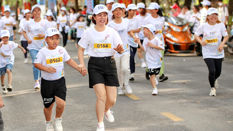 Tưng bừng giải chạy S-Race Hải Phòng “Vì tầm vóc Việt” ảnh 3