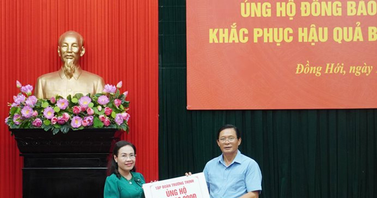 Quang Binh soutient 8 milliards de VND pour les habitants des provinces du Nord afin de surmonter les dommages causés par les tempêtes et les inondations.