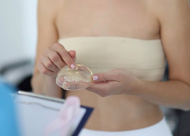 Soñar con reconstruir la mama extirpada por cáncer de mama