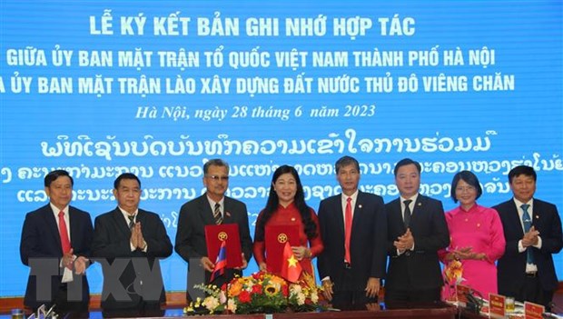 Ha Noi-Vientiane that chat tinh doan ket, huu nghi va day manh hop tac hinh anh 3