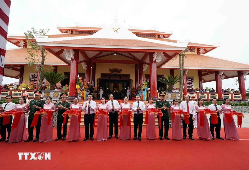 Inauguration du temple des martyrs de Sac Forest-Can Gio à Hô-Chi-Minh-Ville