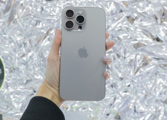 Der Preis der iPhone 15-Serie stabilisiert sich nach einem Monat Verkauf in Vietnam