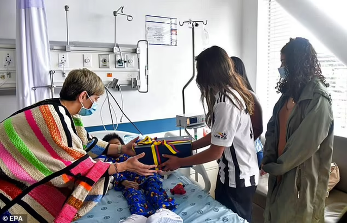 Tình tiết chưa từng có trong vụ 4 trẻ em sống sót thần kỳ ở Colombia - Ảnh 5.