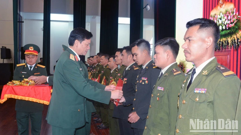 Todos los graduados de la Academia del Ejército lograron buenos y excelentes resultados foto 4