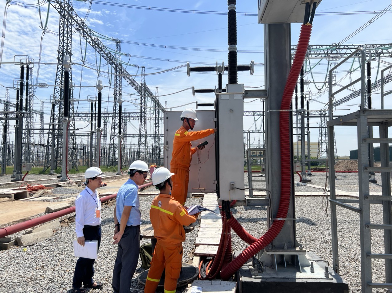 Image of the giant transformer station of the 500kV circuit 3 project in Pho Noi, Hung Yen reaching the finish line ahead of schedule photo 12