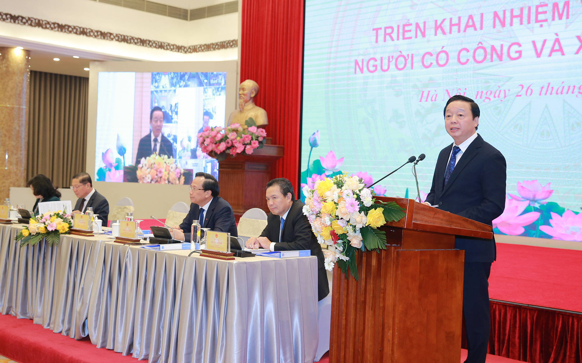 Des ressources humaines de haute qualité constituent la ressource la plus importante et le moteur de la percée du Vietnam. Image 1