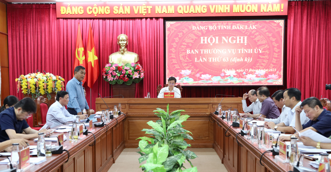 Các đại biểu tham dự hội nghị.