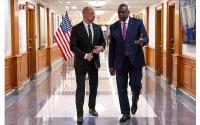 Thủ tướng Ukraine đến Mỹ xin thêm viện trợ để phản công, Washington nói gì?