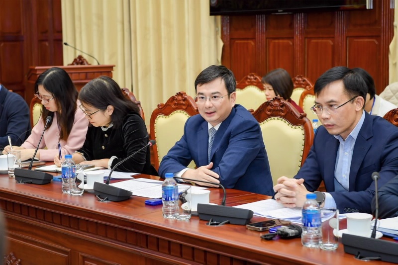 Deputy Governor Pham Thanh Ha received a delegation from the Swiss Federal Department of Economic Affairs.