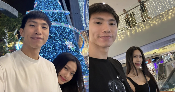 Doan Van Hau was 'accompanied' by his wife to Singapore, surprising with the purpose of the trip