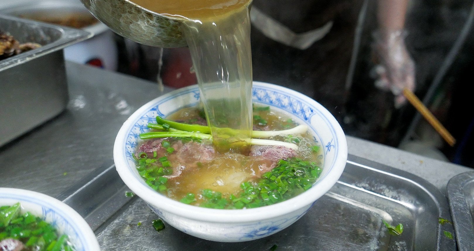 남딘포 아니면 하노이포가 더 맛있다: 네티즌들, '끝없이' 논쟁