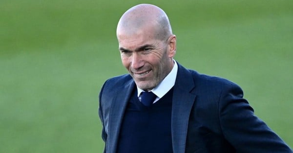 El técnico Zidane reveló que rechazó dirigir al club PSG y sigue esperando una nueva oportunidad