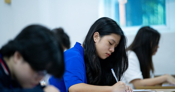 Vea los resultados del examen de graduación de la escuela secundaria en Tuoi Tre Online a partir de las 8 a. m. de esta mañana, 17 de julio