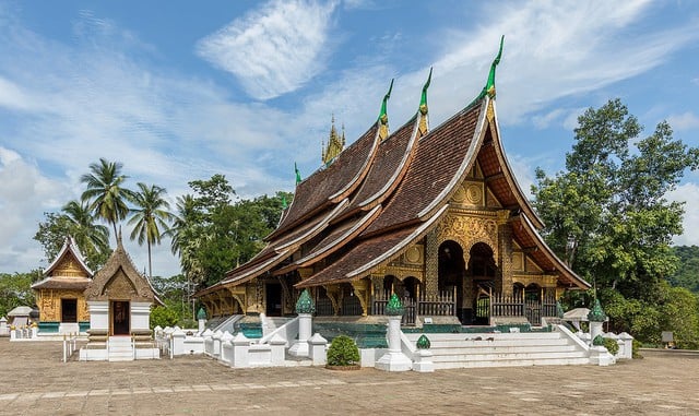 Chiêm ngưỡng những ngôi chùa cổ kính với kiến trúc độc đáo ở Lào- Ảnh 1.