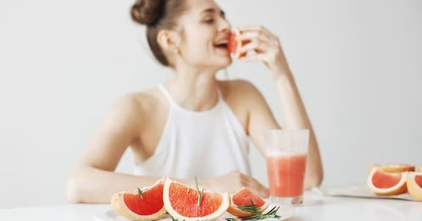 The best time to eat grapefruit, oranges, and tangerines is after meals.