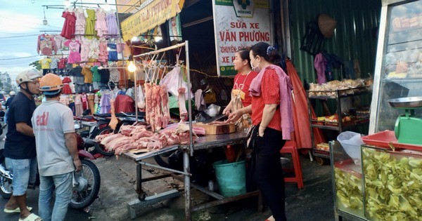 'Lương tăng 1 đồng, giá tăng 2 đồng, người lao động vốn khó lại càng thêm khó'