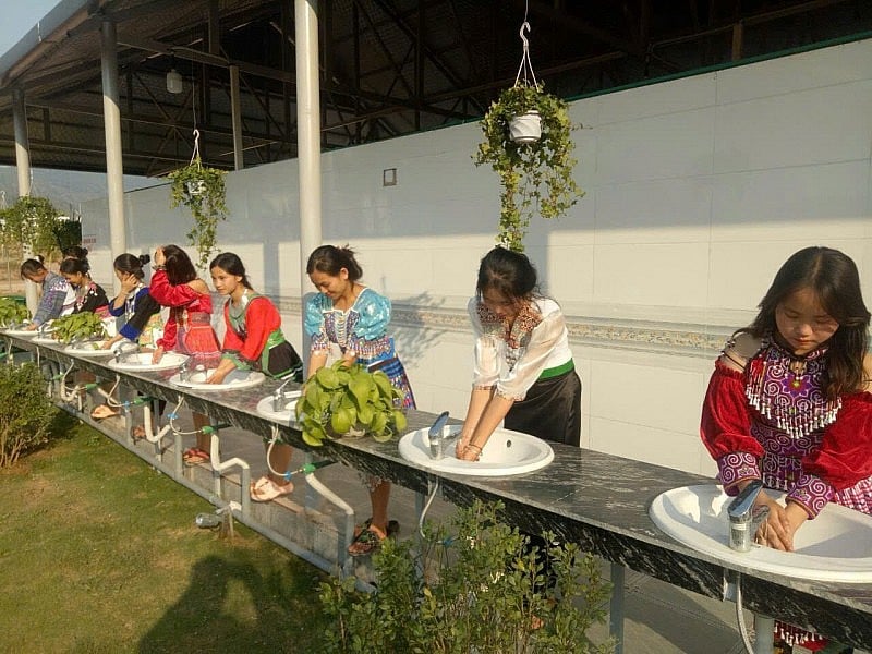 Xây dựng trường học thân thiện, học sinh tích cực ở nơi vùng cao biên giới