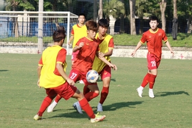 Vietnam U17 team completes training trip in Phu Tho