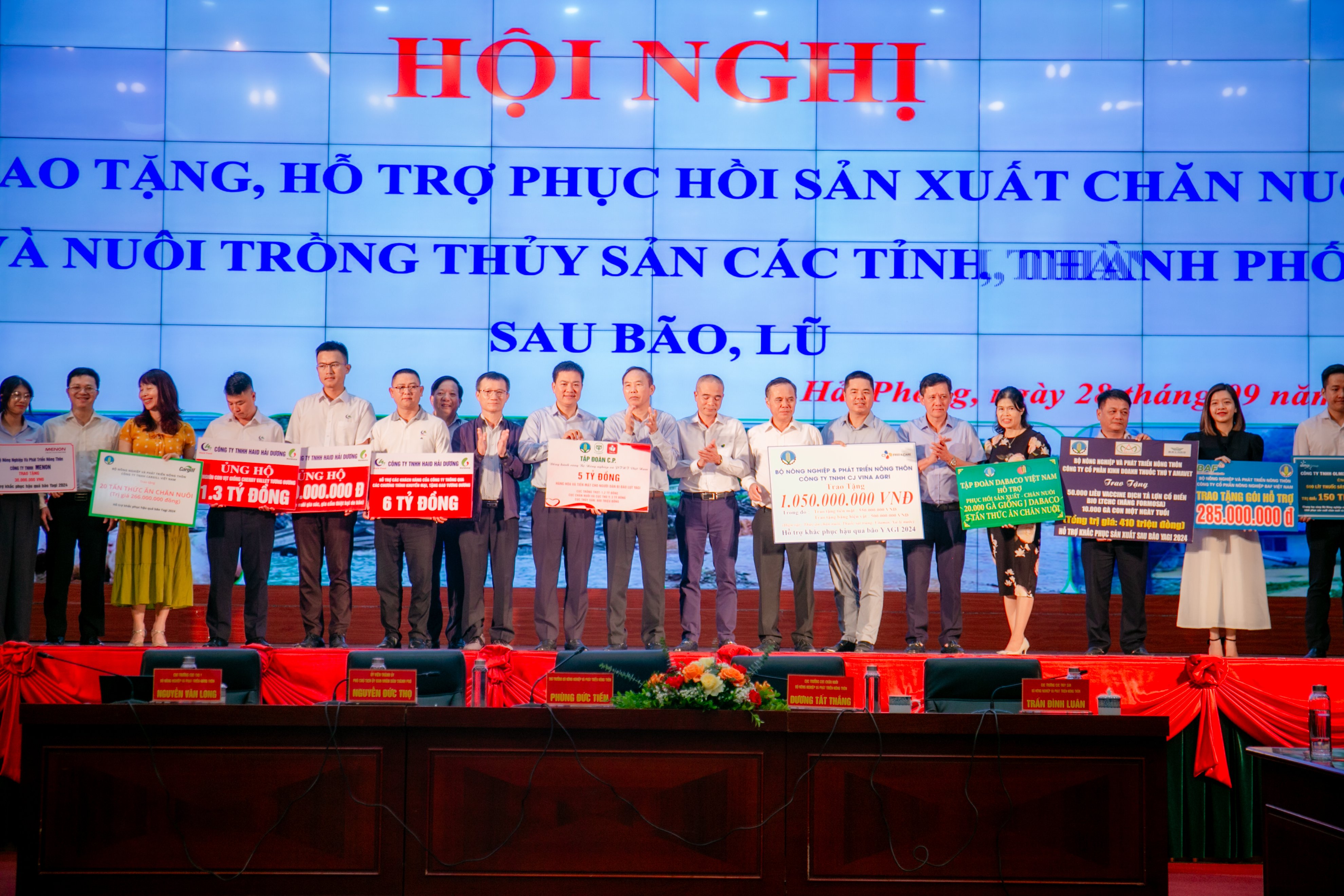 Tập đoàn C.P. ủng hộ 5 tỷ đồng cho người dân bị ảnh hưởng bão lũ Yagi