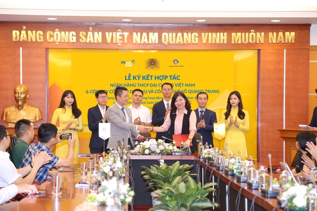PVcomBank tiên phong ứng dụng cơ sở dữ liệu quốc gia về dân cư - Ảnh 1.