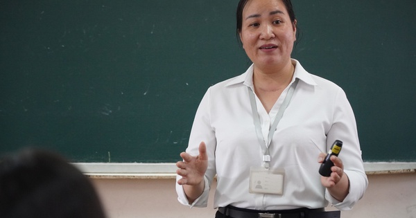 Profesora vocacional fomenta jóvenes talentos