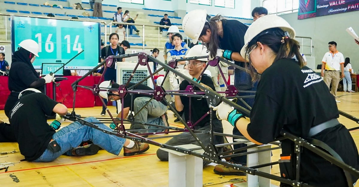 Le premier concours asiatique de conception de ponts en acier a eu lieu à l'Université de Can Tho