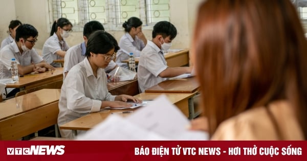 Réponses suggérées pour l'examen d'entrée en mathématiques de 10e année pour l'école spécialisée en informatique de Hanoi en 2023