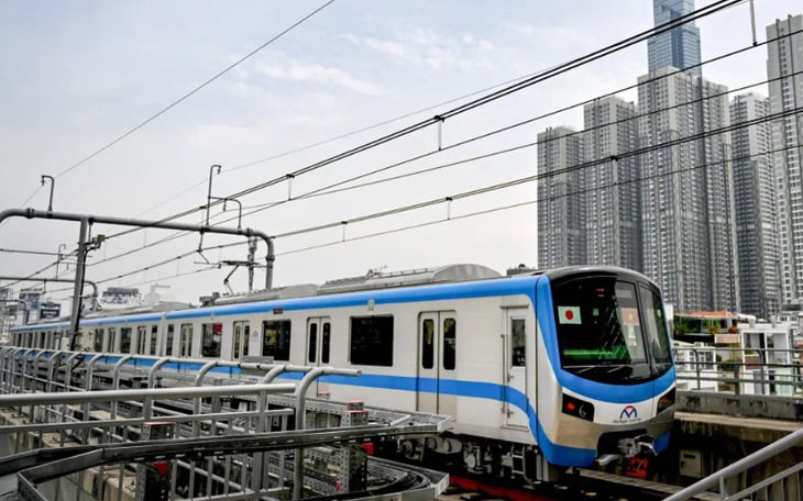 Một ngày đi học bằng metro của sinh viên - Ảnh 9.