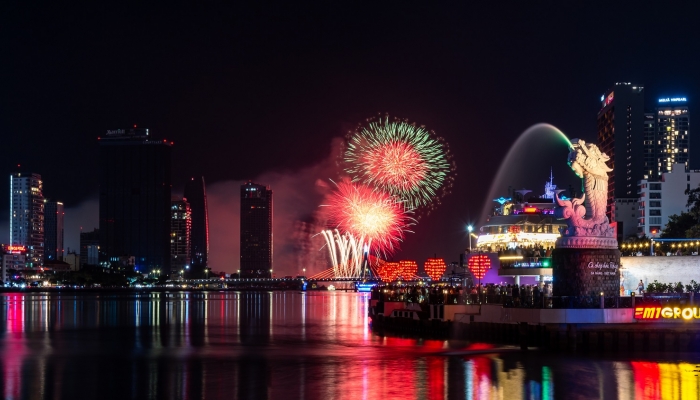 Sun Cosmo Residence Da Nang verfügt über eine Millionen-Dollar-Aussicht, um die wunderschöne Landschaft von Da Nang vollständig zu bewundern