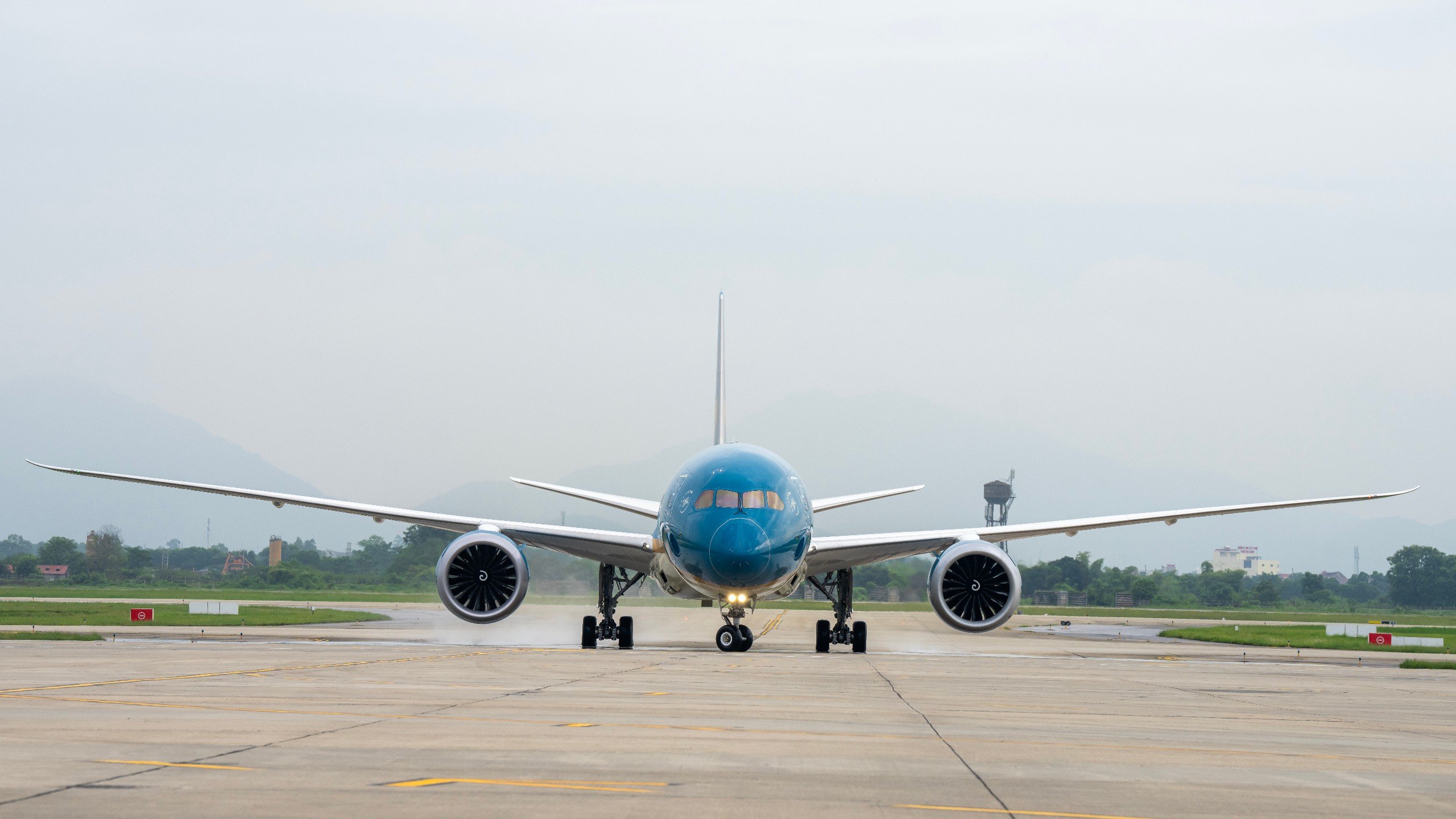 Vietnam Airlines đón thêm 