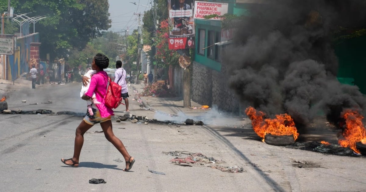 Mỹ điều trực thăng sơ tán công dân khỏi Haiti