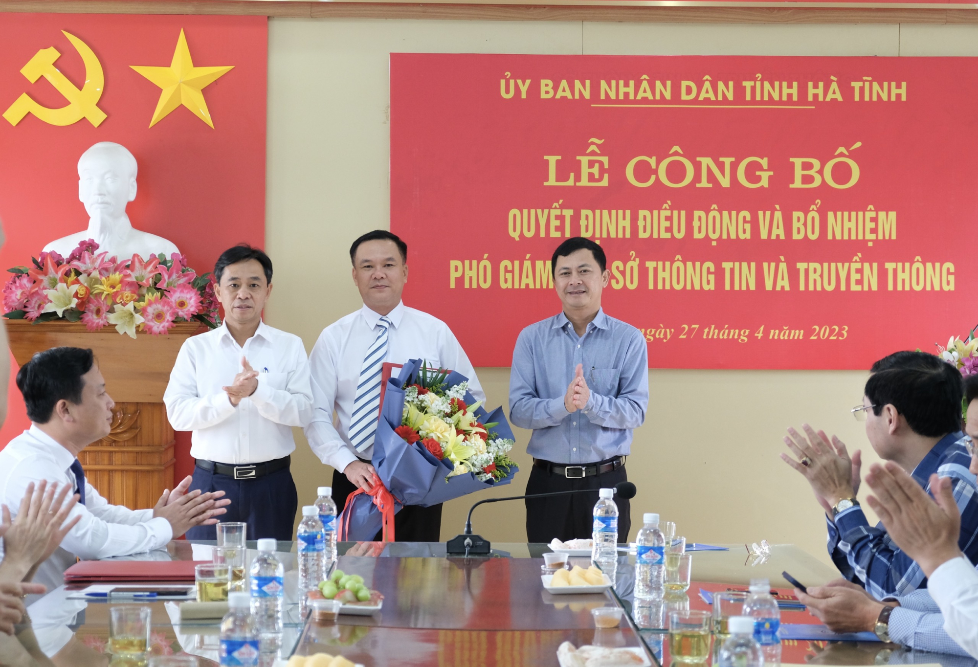 Mr. Duong Kim Nga was appointed as Deputy Director of the Ha Tinh Information and Communications Department 1.