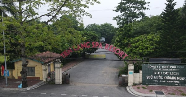 Déserte dans la meilleure région de sources chaudes du Vietnam