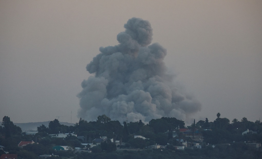 Hamas tập kích Tel Aviv, Israel nói theo đuổi chiến dịch quân sự đến cùng - 1