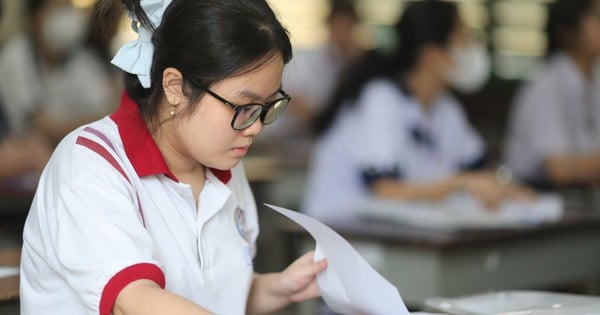 Regulations for high school graduation exams in 2025 will be issued in the next 2 months