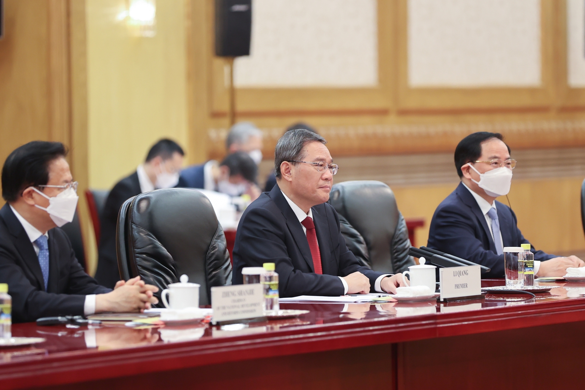 Prime Minister Li Qiang congratulated Vietnam on its important achievements in socio-economic development.