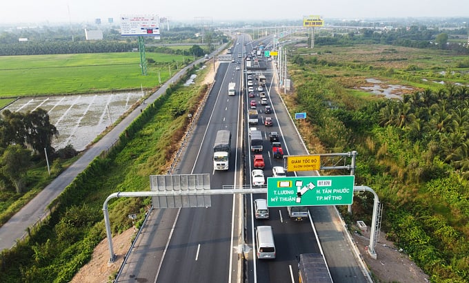 Trung Luong - My Thuan Expressway នៅជិតផ្លូវប្រសព្វ Than Cuu Nghia ខែកុម្ភៈ ឆ្នាំ 2022។ រូបថត៖ Hoang Nam