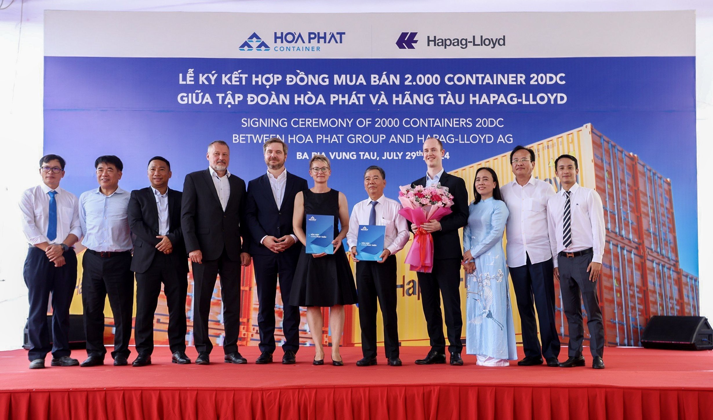 Hoa Phat provides "Made in Vietnam" containers for Hapag-Lloyd Shipping Line