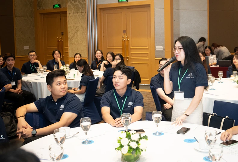 52 vietnamesische Studenten sind bereit, in Australien zu studieren. Foto 2