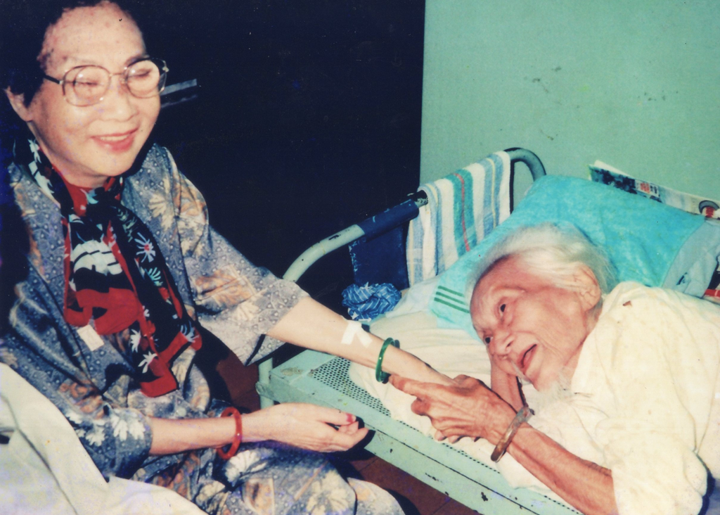 Ngộ phùng tri kỷ trong... bệnh viện - Ảnh 1.