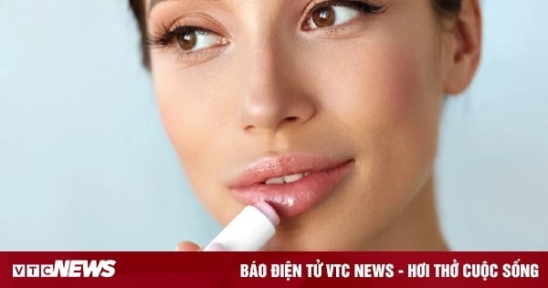 ¿Por qué el brillo de labios no sólo embellece sino que también nutre muy bien los labios?